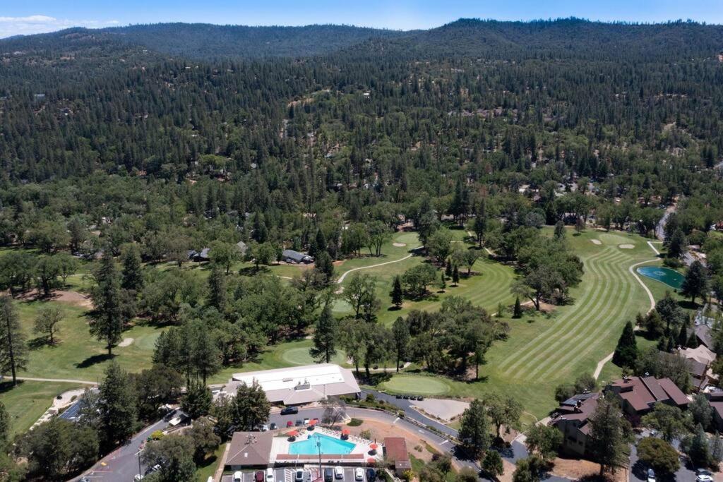 New Luxury Lake House In Pine Mountain Lake Close To Yosemite! Perfect For All Seasons! Great For Retreats, Getaways, Celebrations, And More! 格罗夫兰 外观 照片