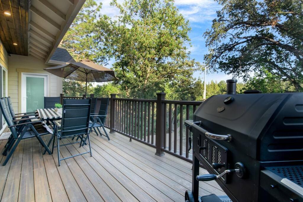 New Luxury Lake House In Pine Mountain Lake Close To Yosemite! Perfect For All Seasons! Great For Retreats, Getaways, Celebrations, And More! 格罗夫兰 外观 照片