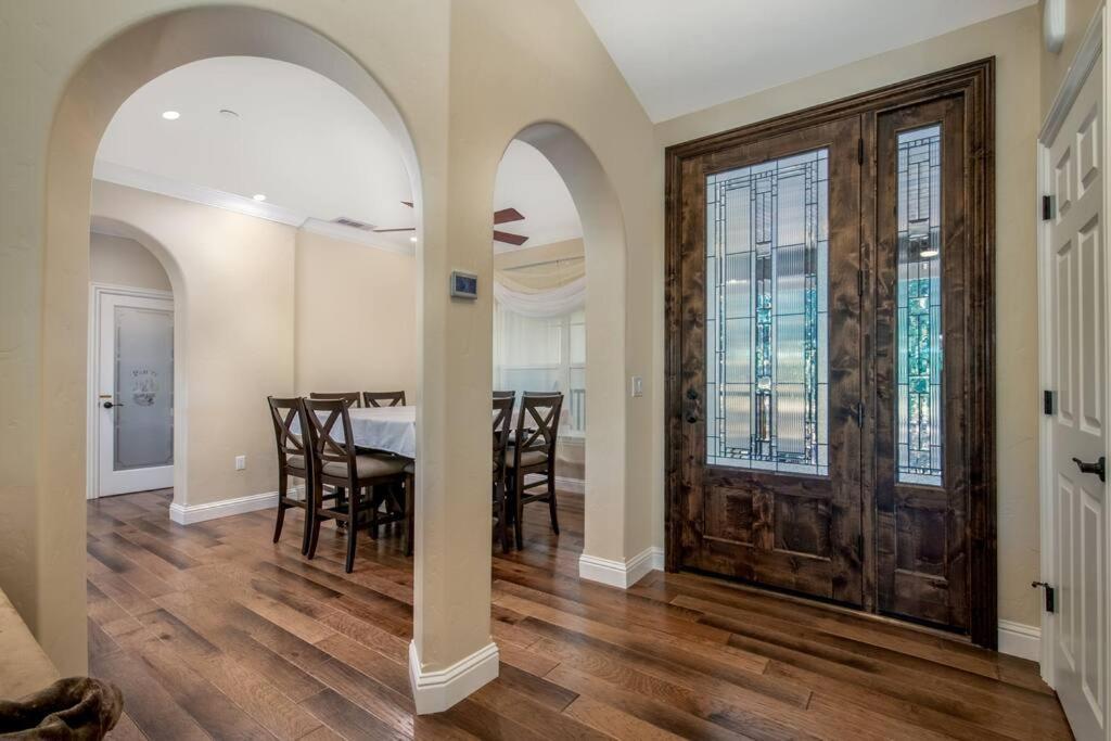 New Luxury Lake House In Pine Mountain Lake Close To Yosemite! Perfect For All Seasons! Great For Retreats, Getaways, Celebrations, And More! 格罗夫兰 外观 照片