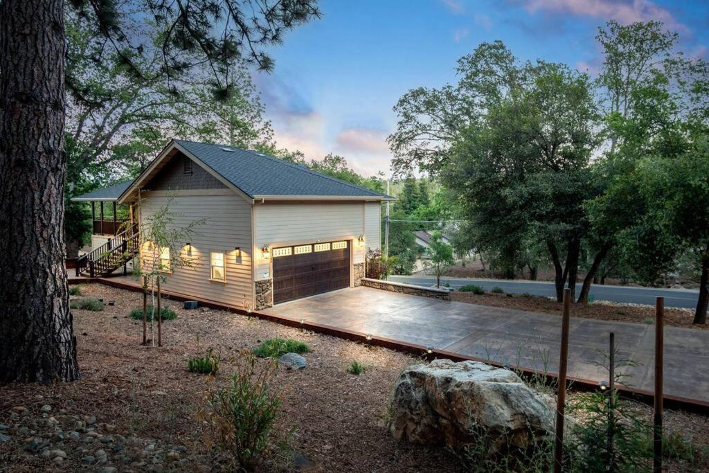New Luxury Lake House In Pine Mountain Lake Close To Yosemite! Perfect For All Seasons! Great For Retreats, Getaways, Celebrations, And More! 格罗夫兰 外观 照片