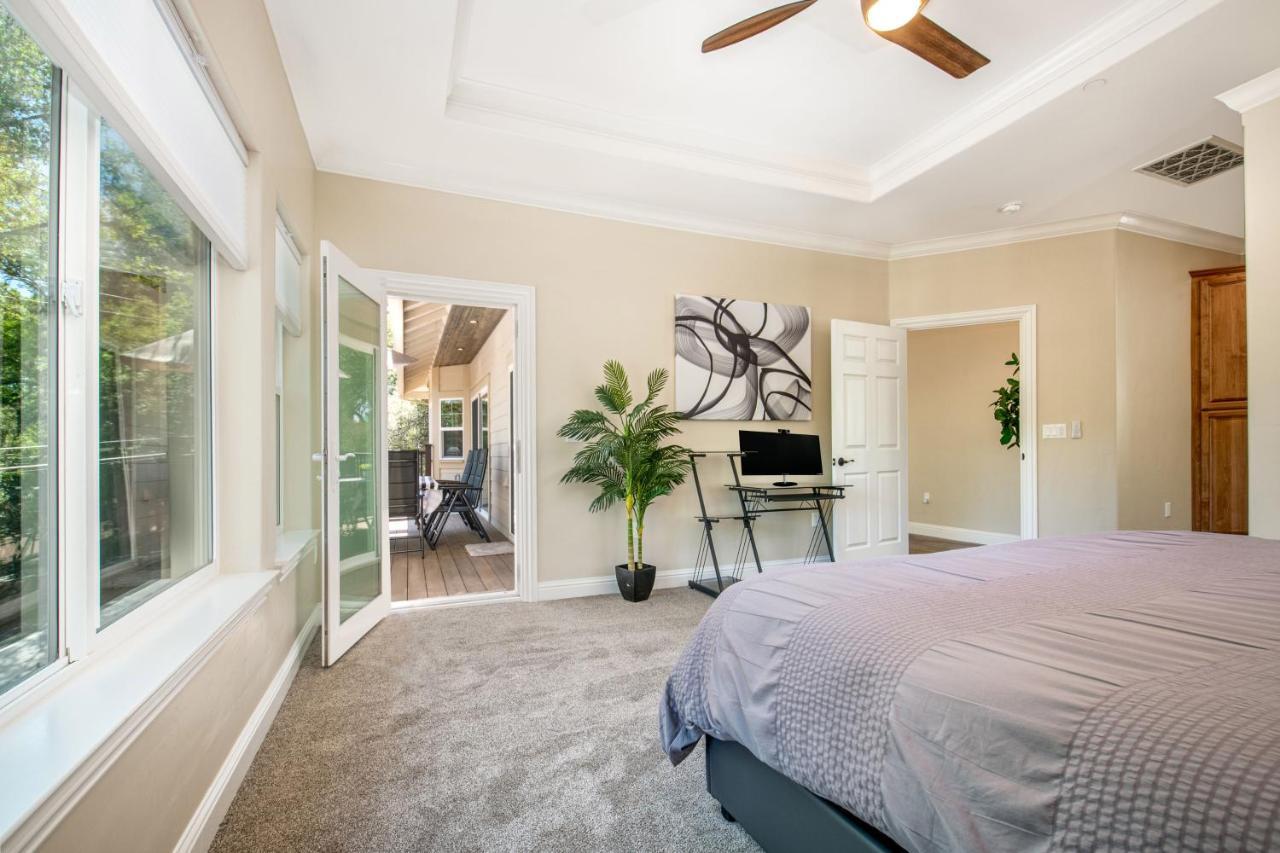New Luxury Lake House In Pine Mountain Lake Close To Yosemite! Perfect For All Seasons! Great For Retreats, Getaways, Celebrations, And More! 格罗夫兰 外观 照片