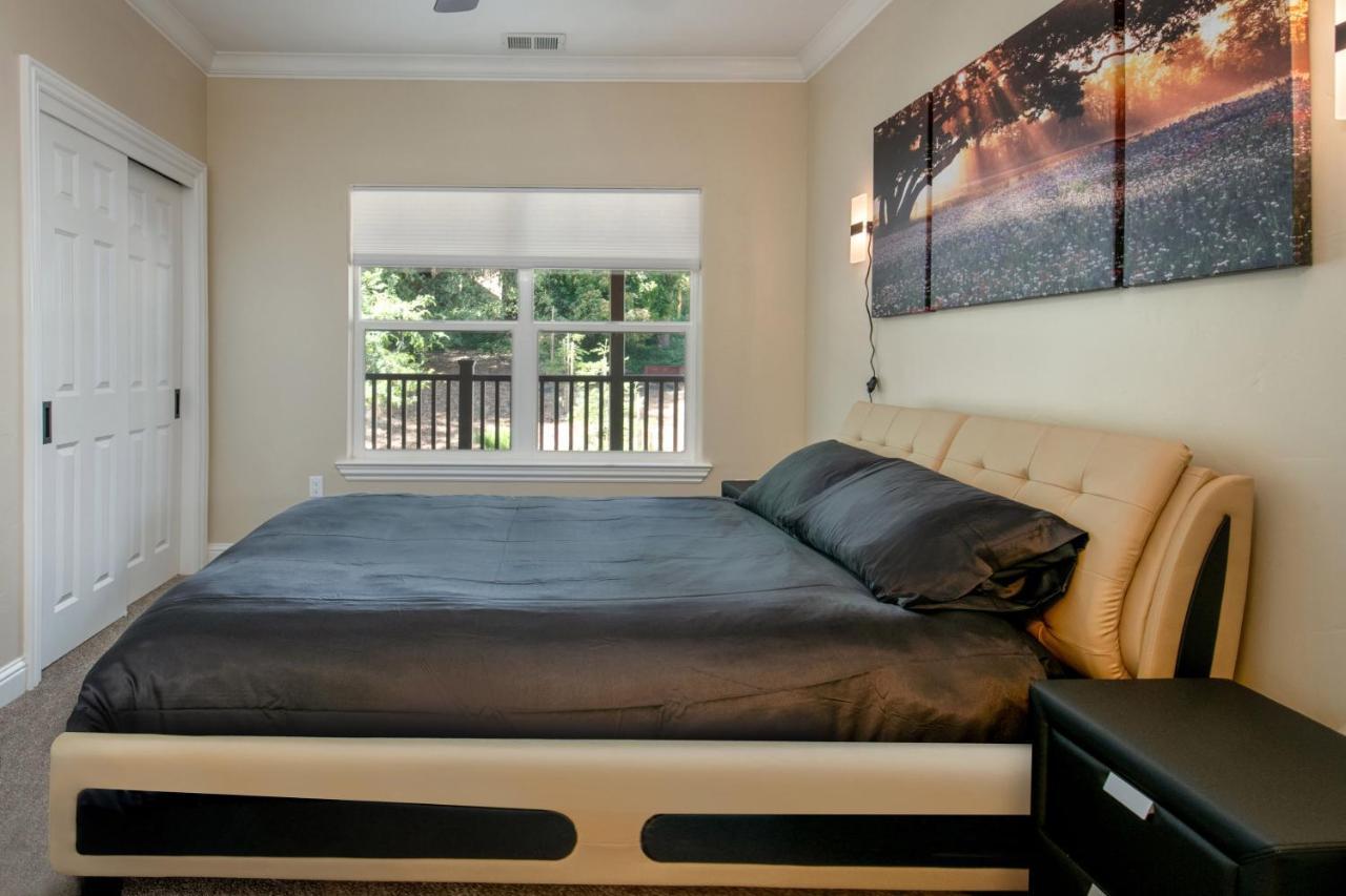 New Luxury Lake House In Pine Mountain Lake Close To Yosemite! Perfect For All Seasons! Great For Retreats, Getaways, Celebrations, And More! 格罗夫兰 外观 照片