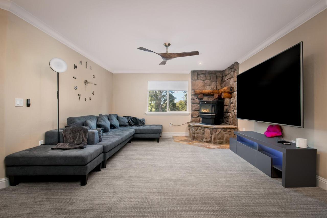 New Luxury Lake House In Pine Mountain Lake Close To Yosemite! Perfect For All Seasons! Great For Retreats, Getaways, Celebrations, And More! 格罗夫兰 外观 照片